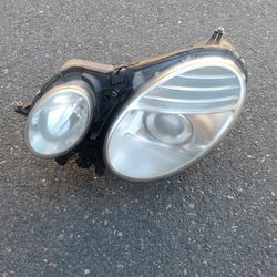 2007-2009 Mercedes E350 E500 (E Class) Headlight Xenon Hid With Light Bulbs And Accessories OEM. 