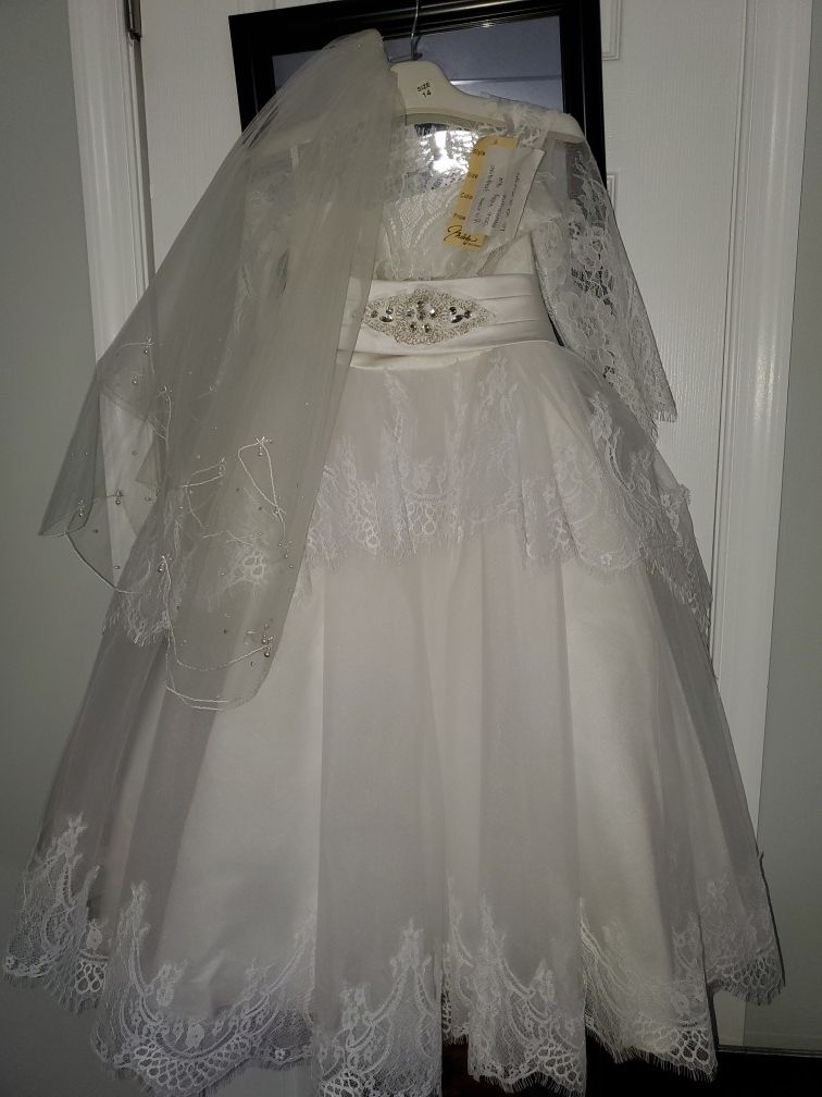 little bride wedding dress size 4/ vestido de noviacita talla 4