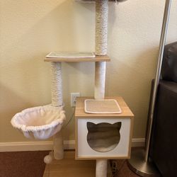 Cat tree