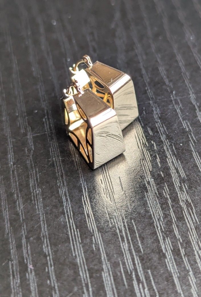 ✨Stunning 14K Yellow Gold Earrings 💛👌