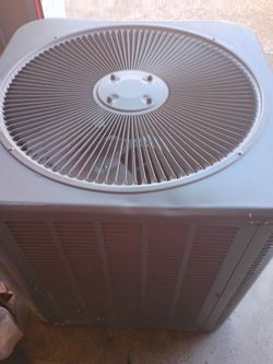 LENNOX 3 TON R22 CONDENSER USED