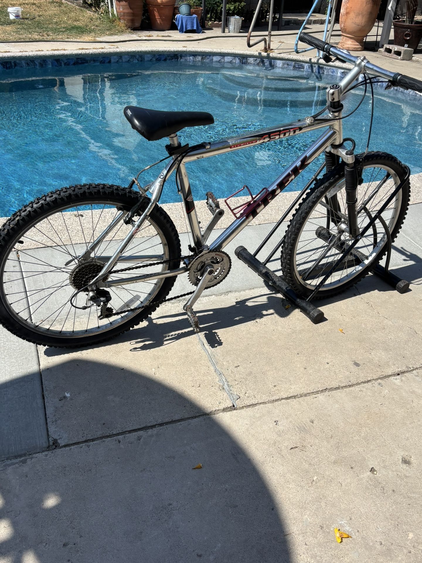 TREK Aluminum 4500 Mountain Bike 26” Rims