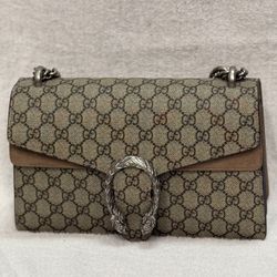 Gucci Dionysus medium shoulder bag