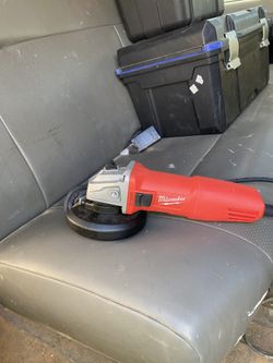 Milwaukee 4 1/2 Inch Angle Grinder