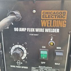 90 AMP Chicago Electric Flux Core MIG Welder