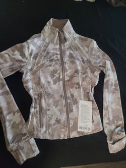 Lululemon Define Crop Jacket 