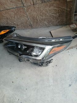 Suburu Legacy LT headlight 20-22