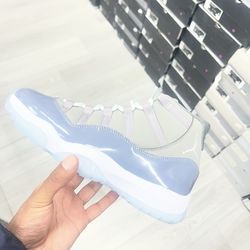 Air Jordan 11Cool grey  Sz 8