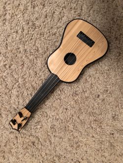 Toy guitar