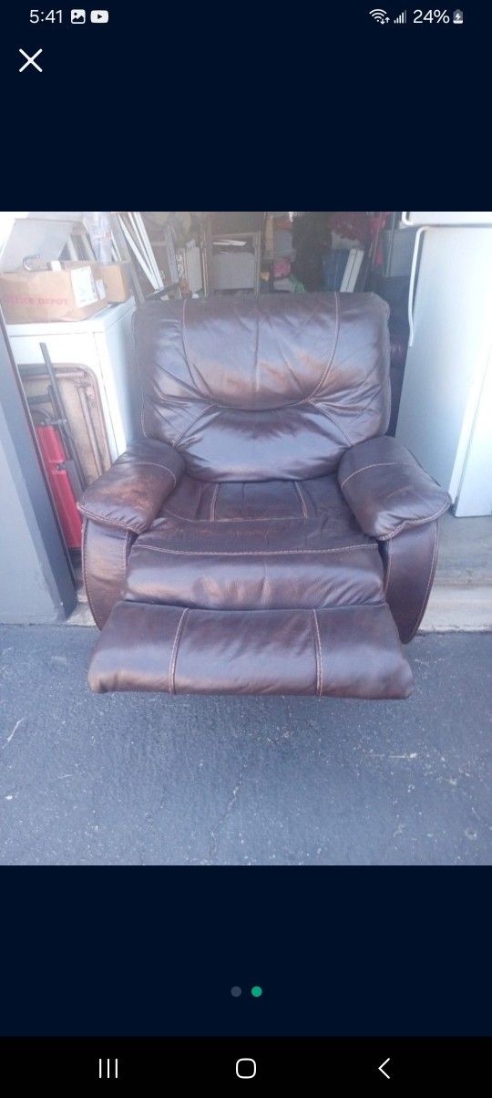 Free Recliner