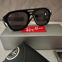 Ray ban