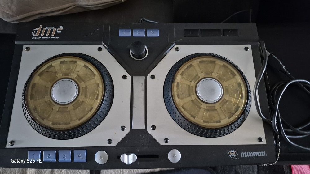 DM2 Digital Music Mixer