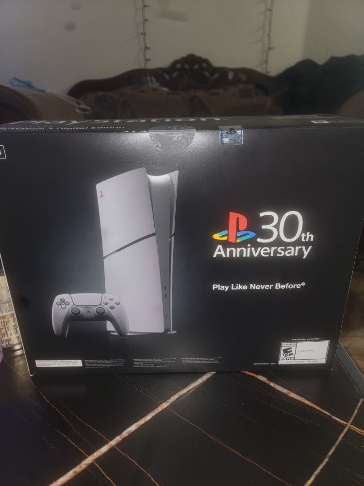 Playstation 5 30th Anniversary Edition