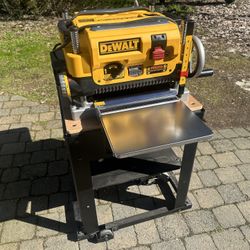 Dewalt DW735 Planer
