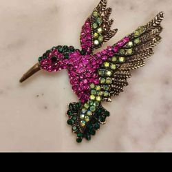 Hummingbird Brooch