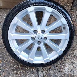 4 × 19" Inch Toyota Rims With Thes 
