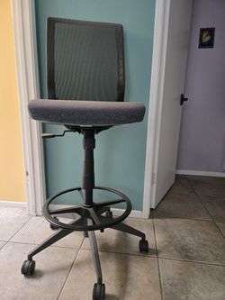 Tall Office Char 27-37 Inch Seat Height