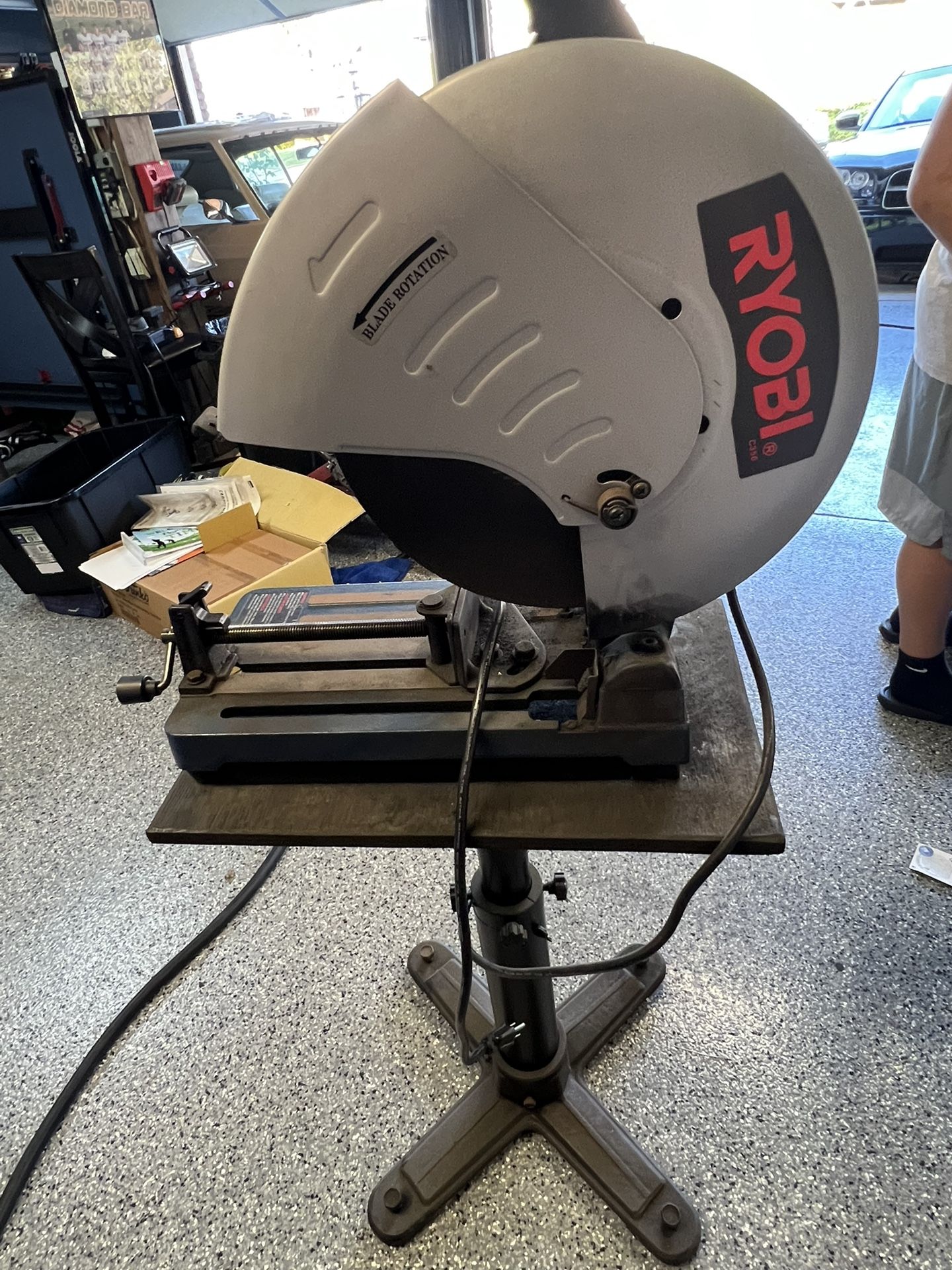 Metal Chop Saw With Stand
