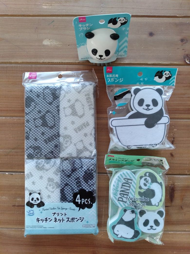 KITCHEN SET OF PANDA SPONGES & BRUSH **BRAND NEW**