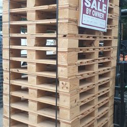 New Block Pallets Heavy Duty $25 Each 