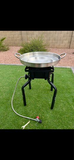 Outdoor Propane Cooker + NEW Steel Disc + Lodge Cast Iron Skillet