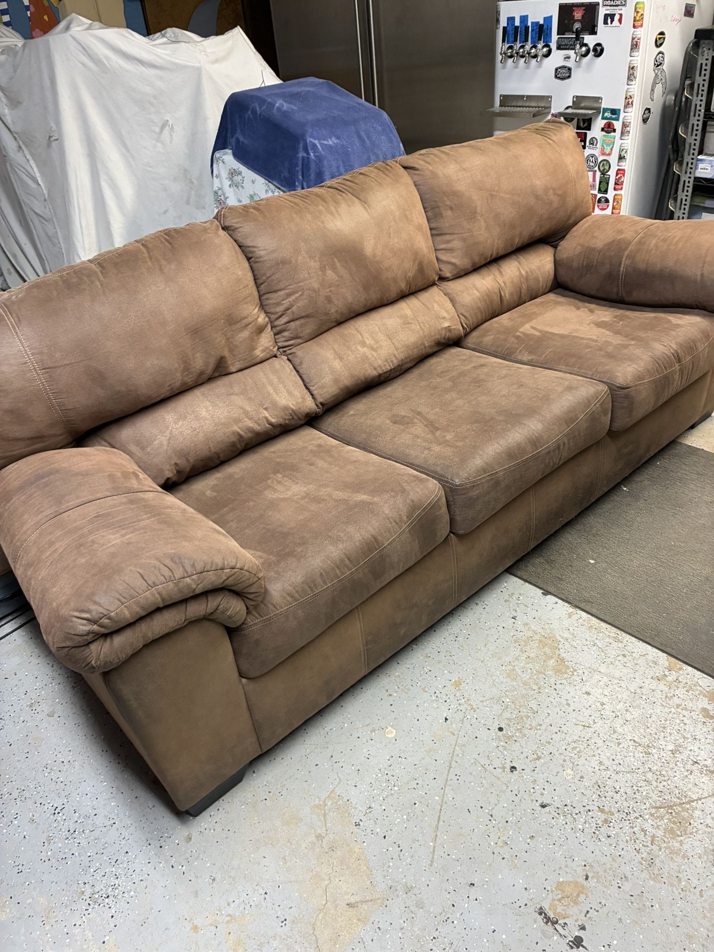 Couch 7ft 