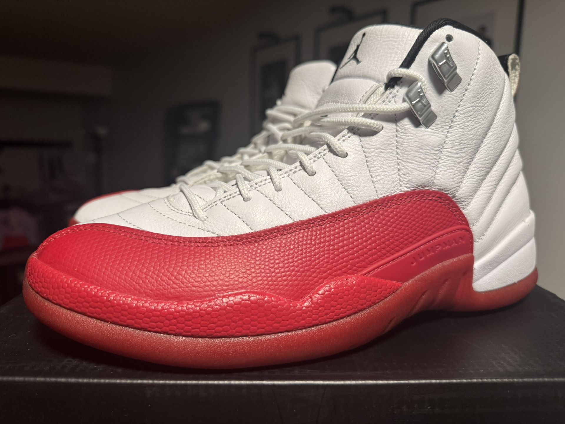 Air Jordan 12 Retro Cherry 2023 Sz. 9.5