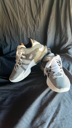 Nike LeBron Witness 7