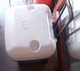 Igloo Cooler