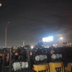 FORKLIFT TOYOTA 3000# Triple Mástil 