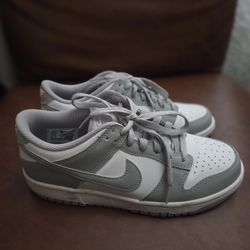 NIKE Kids 6Y