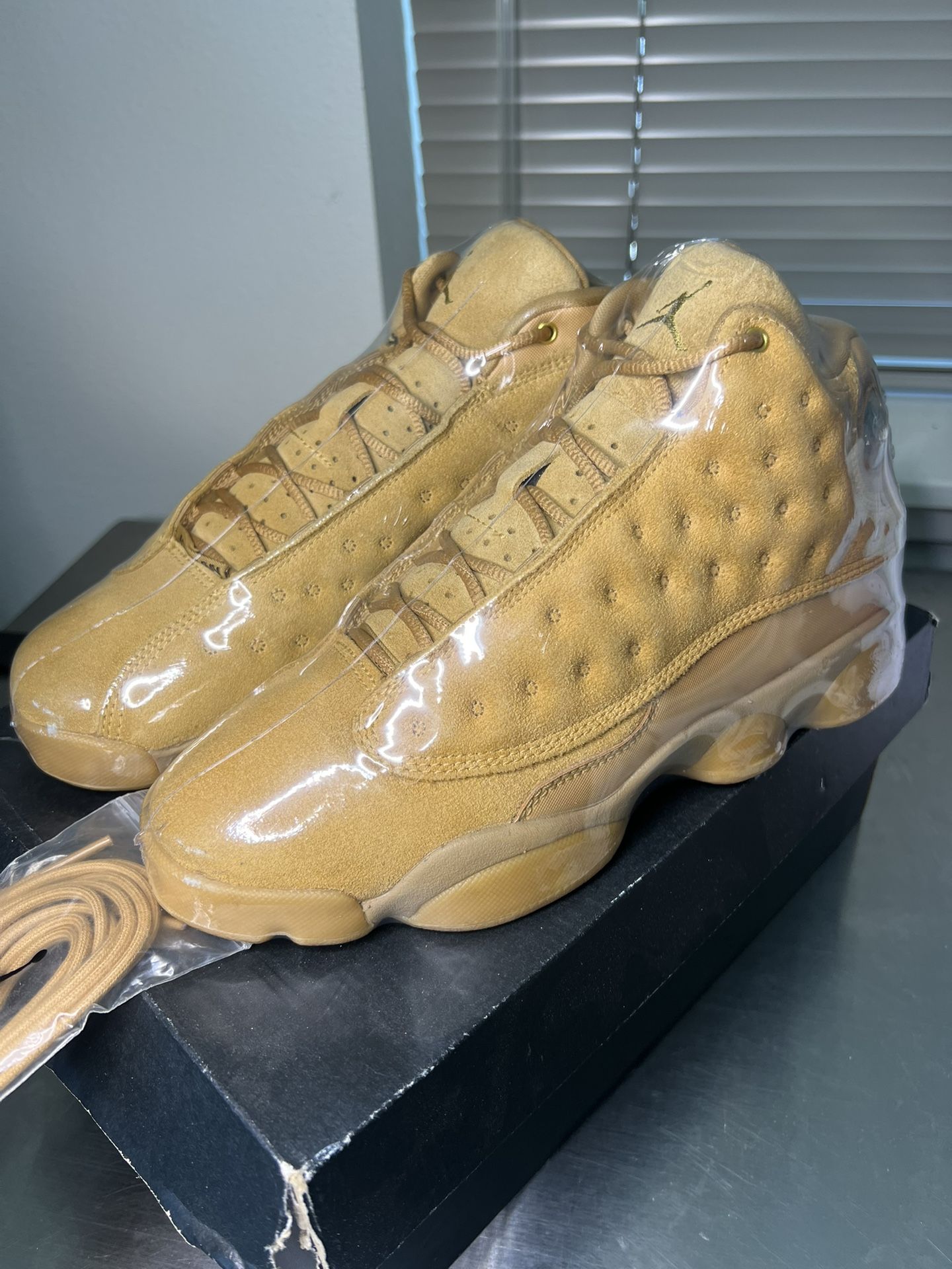 Jordan 13 Wheat Size 6Y