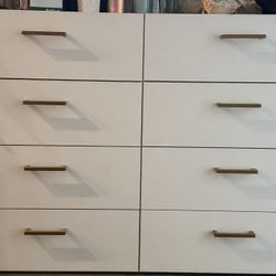 8 Drawer Dresser 