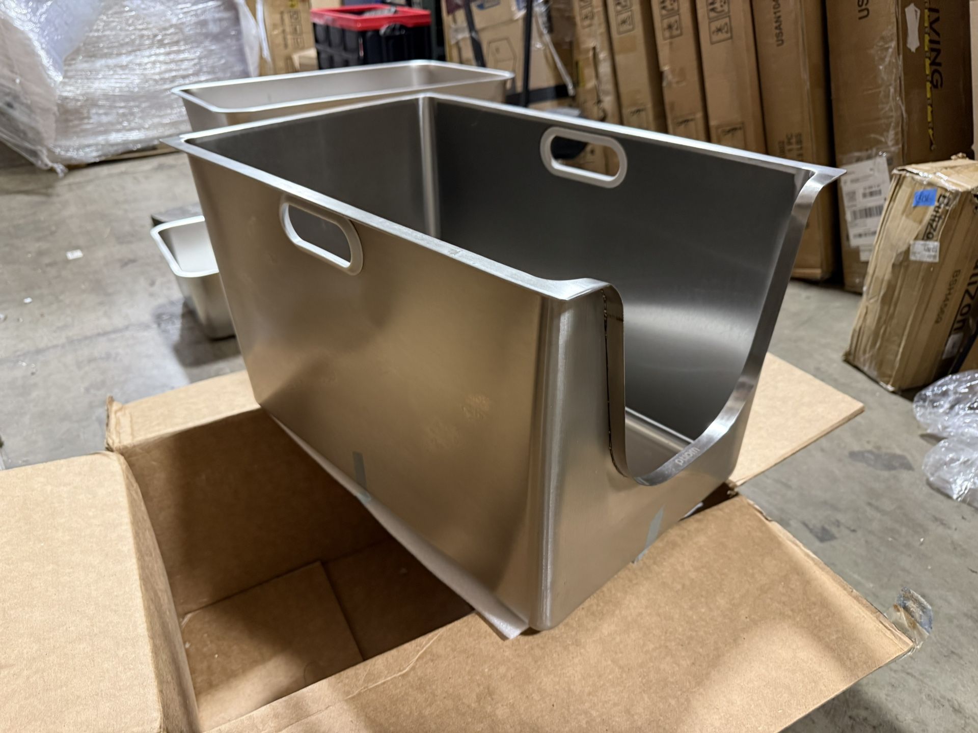 Stainless Steel Metal Cat Litter Box – Brand New
