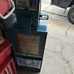 Vintage 90s Newspaper Box