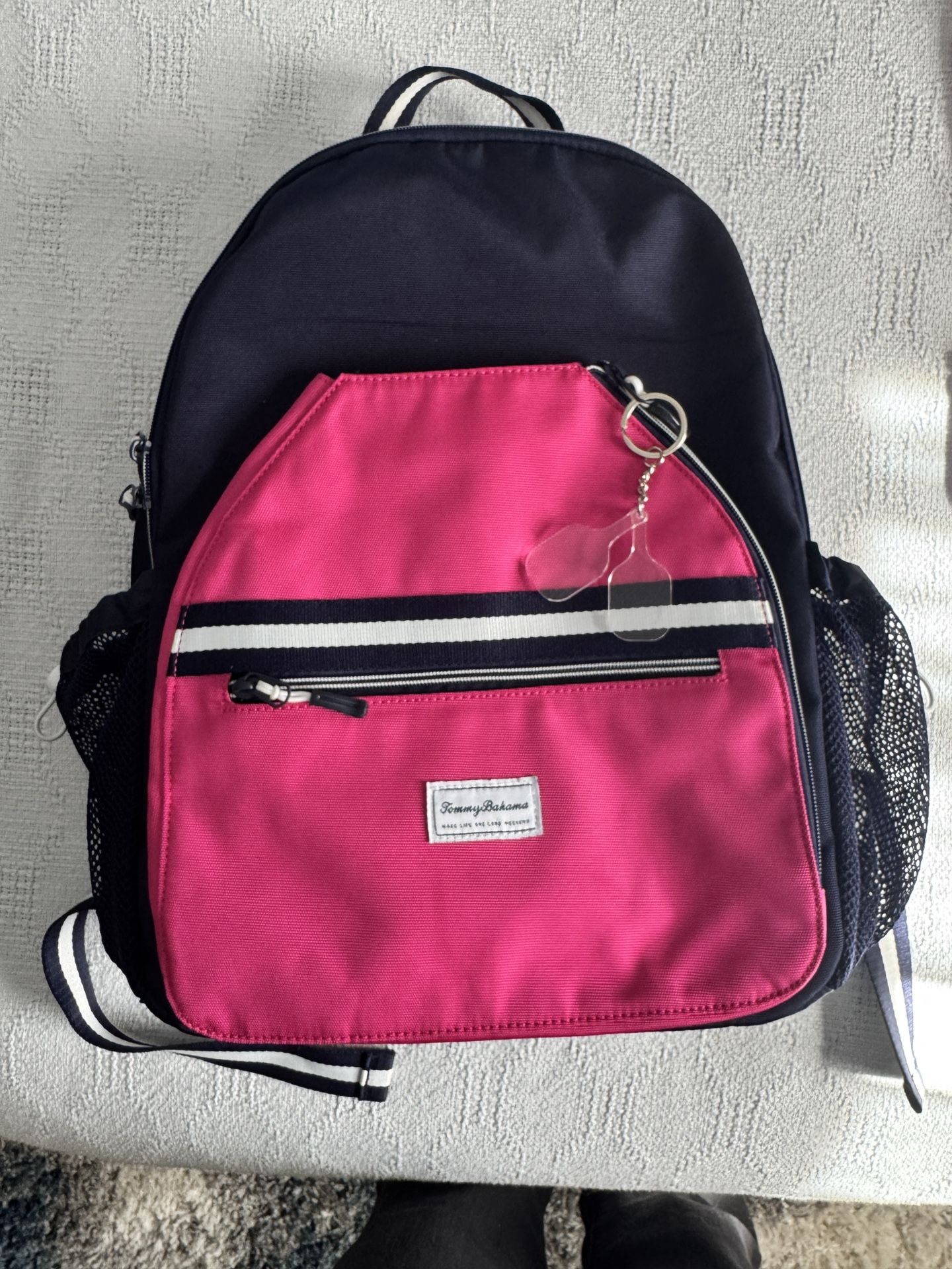 Like new Tommy Bahama backpack
