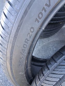 Vendo set de llantas Hankook 255/40/R20 $320