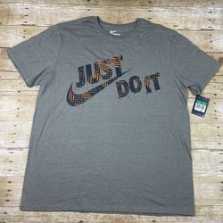 The Nike Tee Nike Mens XL Grey Multicolor Just Do It Swoosh Graphic Shirt 684079