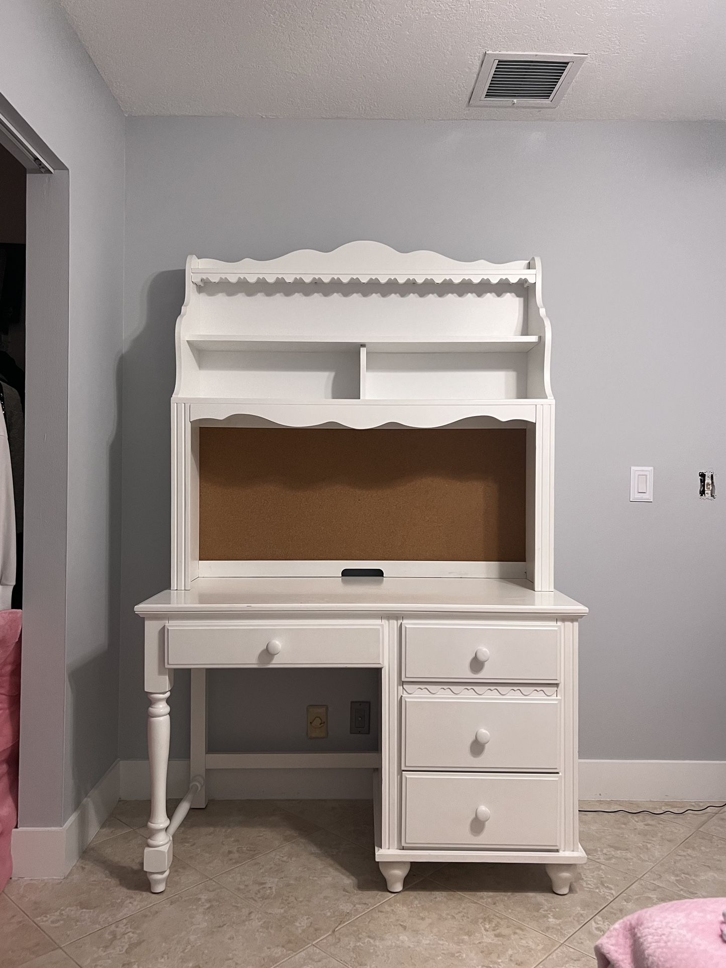 Old fashioned white desk