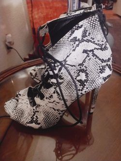 Women's Hi Heels 