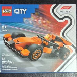 LEGO City F1 Driver with McLaren Race Car 60442