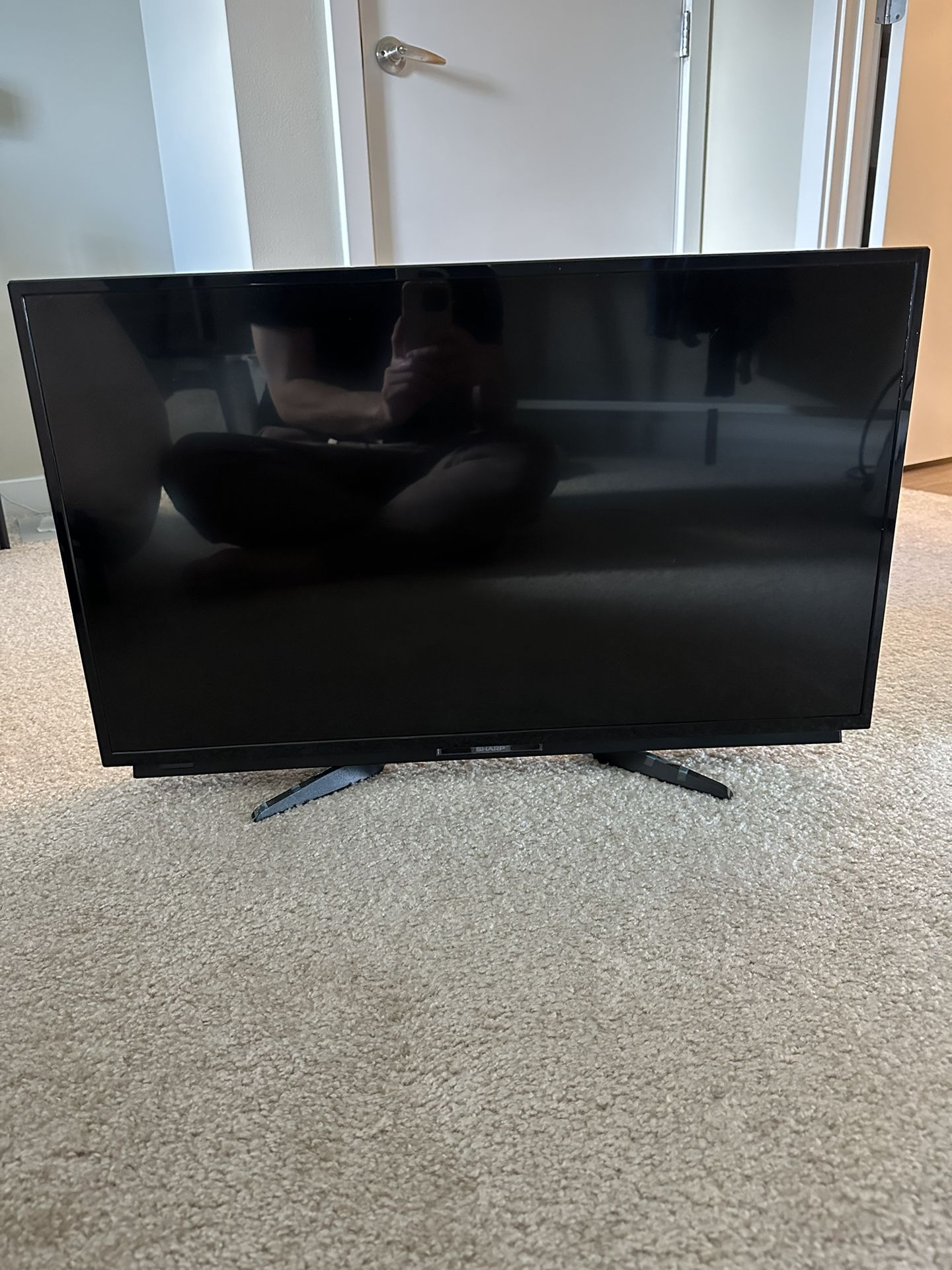 Used Sharp 32” HD TV