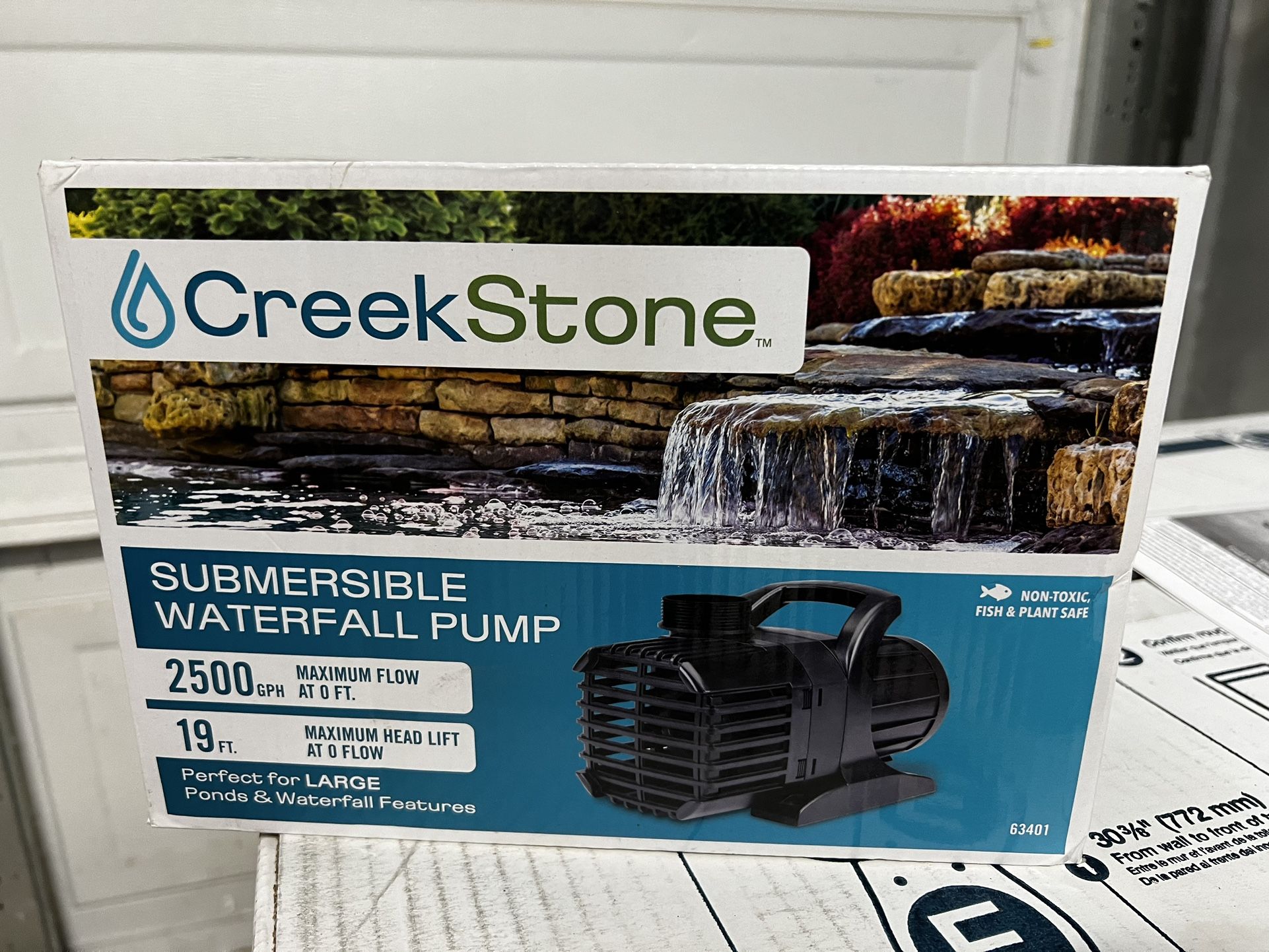 Creekstone Submersible Waterfall Pump 2,500gph