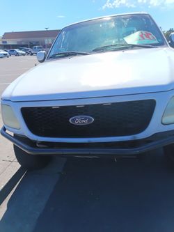 For sale 2001 pickup truck 150