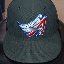 Angels Snap Back Cap (Black/Red/Blue Logo) Slightly Used Asking $25 Firm on Price 