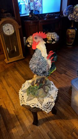 Beautiful Vintage Rooster 