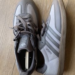 adidas samba sneaker men’s size 9 