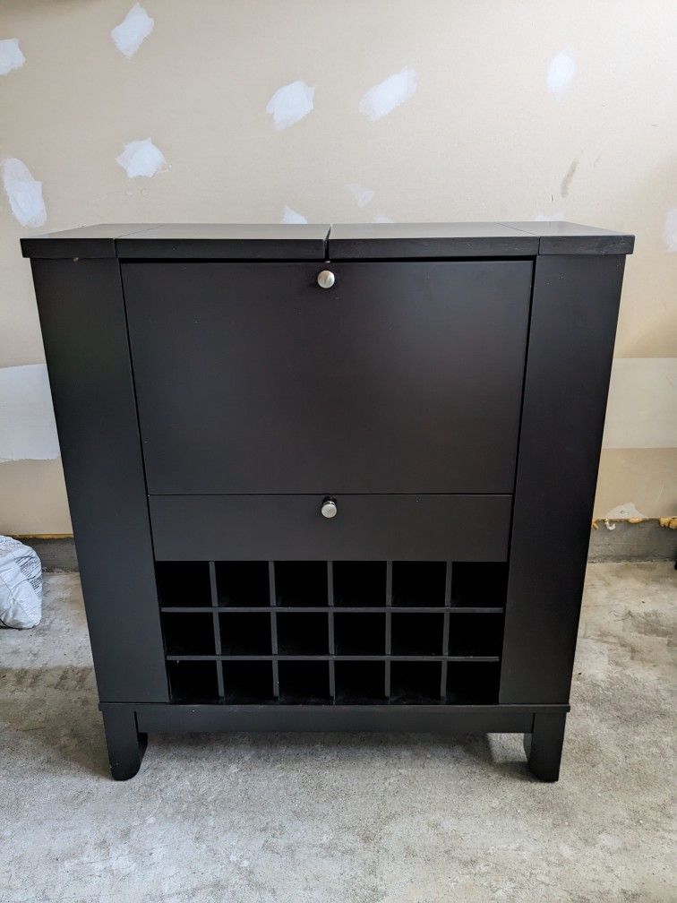 Wine And Liquor Cabinet (Black)