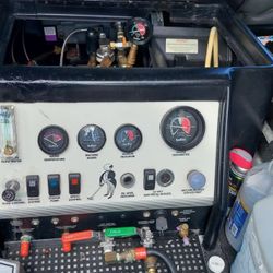 Carpet Cleaning Machine For Sale.  Truck Mount. 