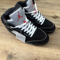 Jordan 5 Metallic Reimagined